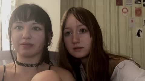 michelle_neely online show from October 3, 2025, 10:45 am