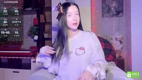 Snapshot of michelle_roze chatting on December 10, 2024, 9:33 pm Michelle online show from December 10, 2024, 9:33 pm