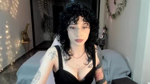 Snapshot of michelleastro chatting on November 20, 2025, 7:19 am Michelle Ramirez online show from November 20, 2025, 7:19 am