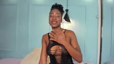 Snapshot of michellepose chatting on November 14, 2025, 12:59 pm michellepose online show from November 14, 2025, 12:59 pm