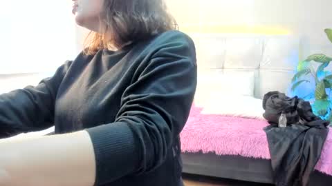 michonne_09 online show from June 14, 2026, 3:08 am