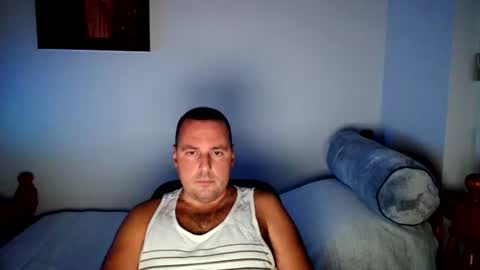 Snapshot of micic3 chatting on June 20, 2026, 1:41 am micic3 online show from June 20, 2026, 1:41 am