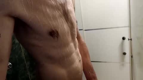 Snapshot of mickavis1975 chatting on November 17, 2025, 4:46 pm mickavis1975 online show from November 17, 2025, 4:46 pm