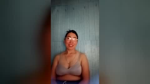 Snapshot of mickye00 chatting on June 18, 2026, 1:04 pm Miky online show from June 18, 2026, 1:04 pm