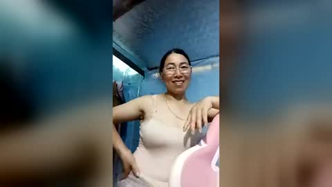 Snapshot of mickye00 chatting on July 7, 2026, 6:47 am Miky online show from July 7, 2026, 6:47 am