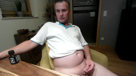 microsbody online show from June 28, 2026, 9:10 pm