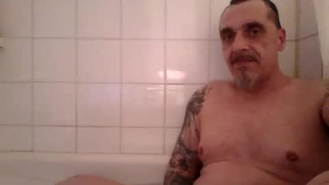 middle123456783939 online show from February 18, 2026, 2:29 am