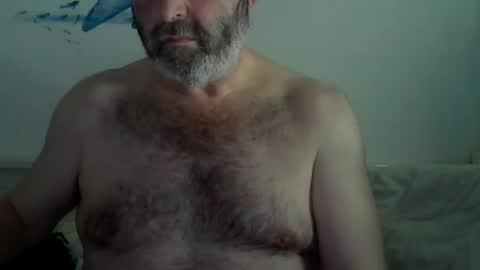 Snapshot of midhir chatting on February 18, 2025, 8:47 pm kike online show from February 18, 2025, 8:47 pm