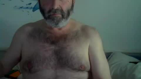 Snapshot of midhir chatting on February 28, 2025, 5:37 pm kike online show from February 28, 2025, 5:37 pm