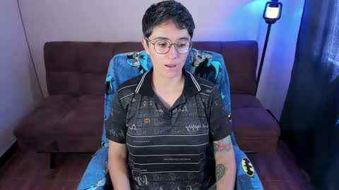 Blue online show from January 9, 2026, 3:26 pm