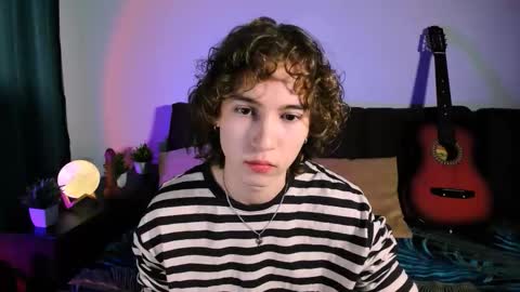 Max online show from October 30, 2025, 2:07 pm