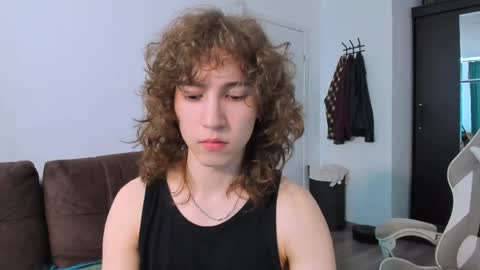 Snapshot of midnight_answer chatting on May 16, 2026, 2:16 pm Max online show from May 16, 2026, 2:16 pm