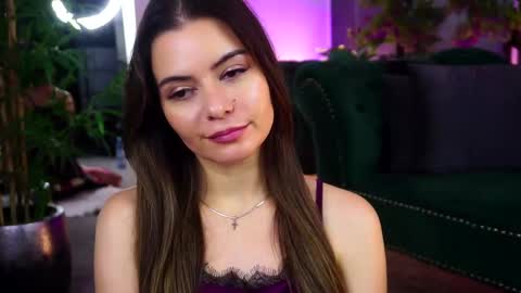 Snapshot of midnight_seduction chatting on February 6, 2025, 2:37 pm Alice online show from February 6, 2025, 2:37 pm