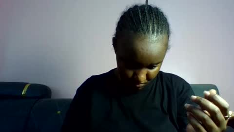 Snapshot of midnight_sexy chatting on May 20, 2026, 2:12 pm midnight_sexy online show from May 20, 2026, 2:12 pm