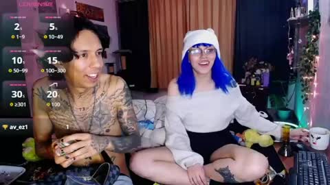 Pola  INDEPENDENT MODEL online show from April 21, 2026, 2:51 am