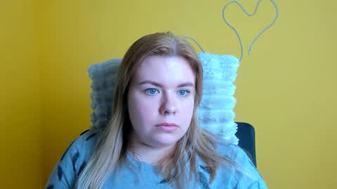 Mariana online show from December 3, 2025, 12:58 pm