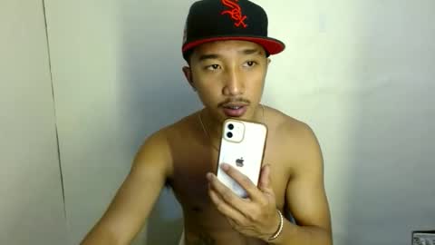 Snapshot of midnightsnackx chatting on June 10, 2026, 8:46 am midnightsnackx online show from June 10, 2026, 8:46 am