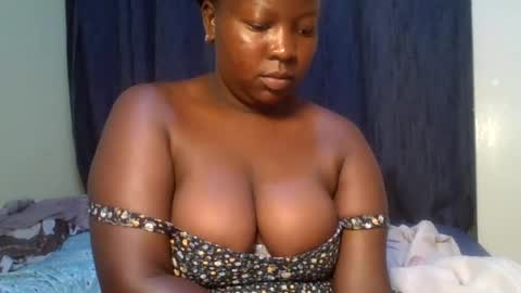 Snapshot of midnightt_curves chatting on July 20, 2026, 7:38 pm midnightt_curves online show from July 20, 2026, 7:38 pm