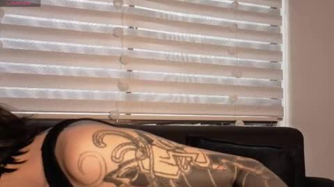 midori__san online show from May 12, 2026, 9:34 pm