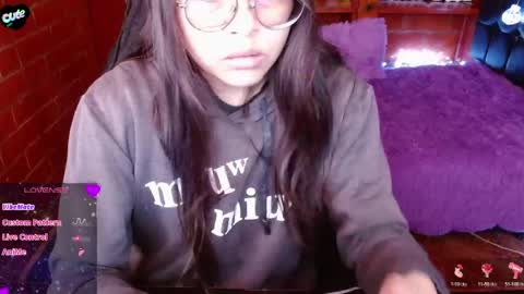 Midori 7u7 online show from April 7, 2026, 2:50 pm