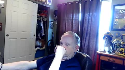 midwestdad09 online show from March 20, 2026, 2:33 pm
