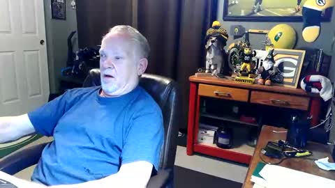 Snapshot of midwestdad09 chatting on May 18, 2026, 7:14 am midwestdad09 online show from May 18, 2026, 7:14 am