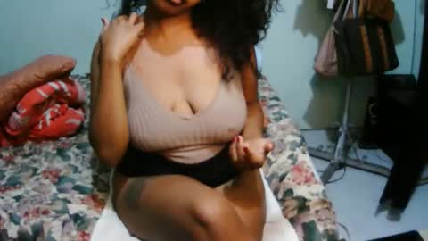 miel_07 online show from March 12, 2026, 6:25 pm