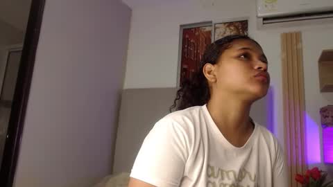 Snapshot of miel_alisha chatting on February 12, 2026, 12:11 pm miel online show from February 12, 2026, 12:11 pm