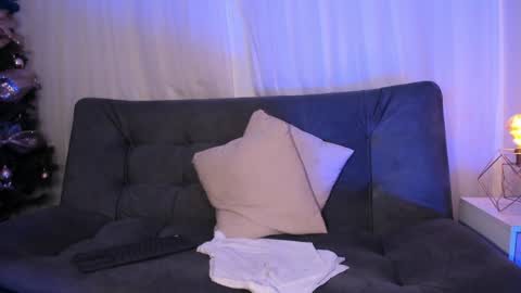 miel_gomez online show from December 21, 2024, 10:39 am