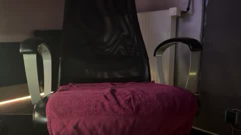 mies35 online show from December 13, 2024, 1:04 am