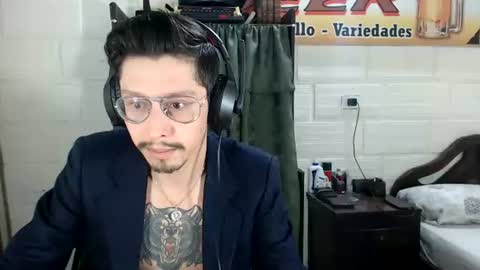 Snapshot of miguel__98 chatting on June 18, 2026, 11:36 am Miguel Independent Model online show from June 18, 2026, 11:36 am
