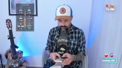 Snapshot of miguel_angeel_ chatting on July 31, 2026, 5:01 pm Miguel Angel online show from July 31, 2026, 5:01 pm