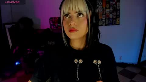 MIHAA-ADAMS online show from June 8, 2026, 4:35 am