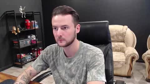 Misha Winchester online show from November 3, 2025, 10:49 am