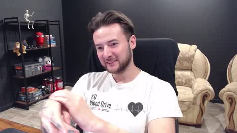 Misha Winchester online show from November 28, 2025, 6:38 am