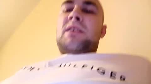 Snapshot of mihuuuisback chatting on January 4, 2025, 3:18 am Should i jerk agaaain online show from January 4, 2025, 3:18 am