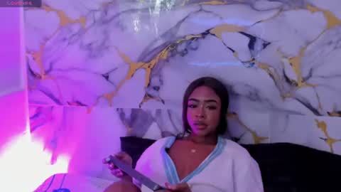 Snapshot of miia_schwarz_ chatting on June 21, 2026, 4:04 am miia_schwarz_ online show from June 21, 2026, 4:04 am