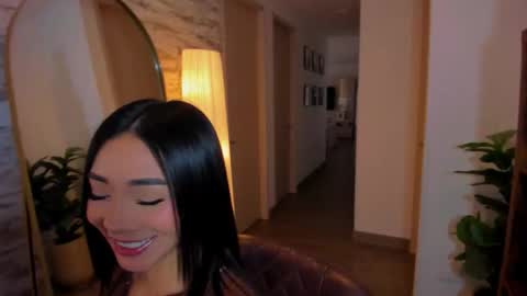 luisa online show from February 18, 2026, 1:07 pm