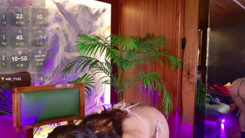 Snapshot of miiaa_cooper chatting on April 18, 2026, 4:22 pm CALL ME MIA online show from April 18, 2026, 4:22 pm