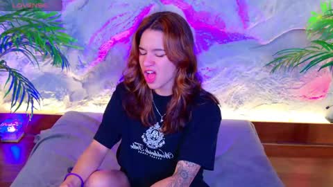 Snapshot of miiaa_cooper chatting on April 25, 2026, 4:15 pm CALL ME MIA online show from April 25, 2026, 4:15 pm