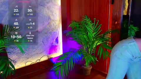 Snapshot of miiaa_cooper chatting on May 8, 2026, 3:28 pm CALL ME MIA online show from May 8, 2026, 3:28 pm