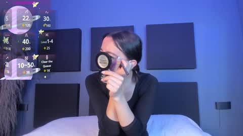 Snapshot of miiaa_doll chatting on December 30, 2024, 11:48 am MIIA online show from December 30, 2024, 11:48 am