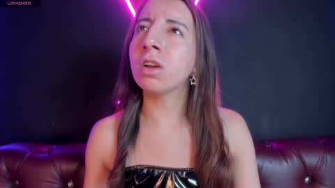 Snapshot of miiaa_doll chatting on February 20, 2025, 11:53 am MIIA online show from February 20, 2025, 11:53 am