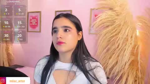 Snapshot of miiacarter_ chatting on July 16, 2026, 12:11 pm MIA online show from July 16, 2026, 12:11 pm
