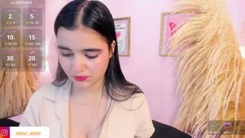 Snapshot of miiacarter_ chatting on July 20, 2026, 12:07 pm MIA online show from July 20, 2026, 12:07 pm