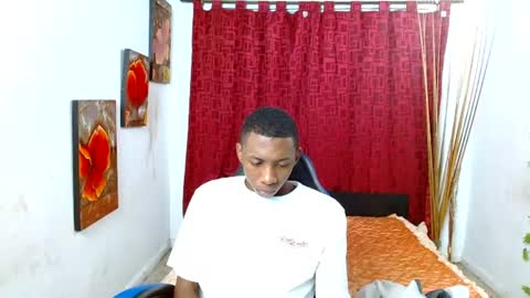 Snapshot of miilo18 chatting on June 4, 2026, 8:09 am milo online show from June 4, 2026, 8:09 am