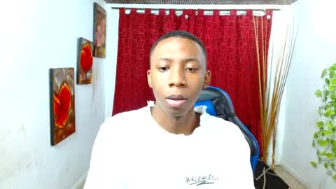 Snapshot of miilo18 chatting on June 10, 2026, 7:46 pm milo online show from June 10, 2026, 7:46 pm