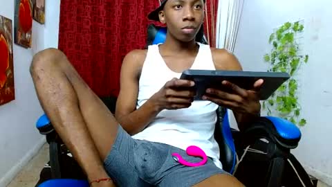 Snapshot of miilo18 chatting on June 11, 2026, 2:15 pm milo online show from June 11, 2026, 2:15 pm