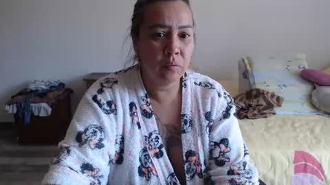 Snapshot of miilu74 chatting on January 18, 2025, 5:37 pm Miilu74 online show from January 18, 2025, 5:37 pm