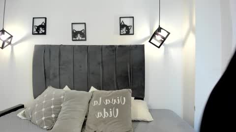 Snapshot of miiss_greyy chatting on February 9, 2025, 3:11 am miiss_greyy online show from February 9, 2025, 3:11 am